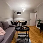 Apartment Elegant, Comfortable In The Heart Of Warsaw! Warsaw