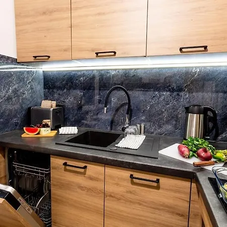 Elegant, Comfortable In The Heart Of Warsaw! * وارسو